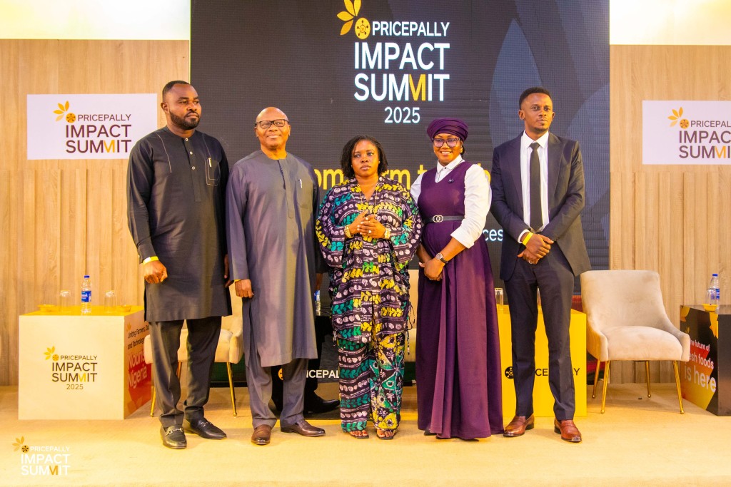 With the commissioner of agriculture, Lagos, and other speakers at the Impact Summit